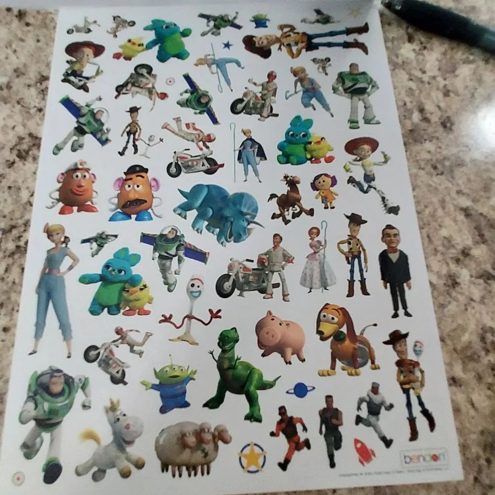 New Toy Story 4 Sticker Pad with 4 Play Scenes Over 1200 stickers! Disney Pixar